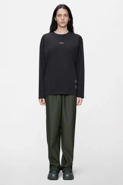 Classic Long Sleeve T-shirt Rains