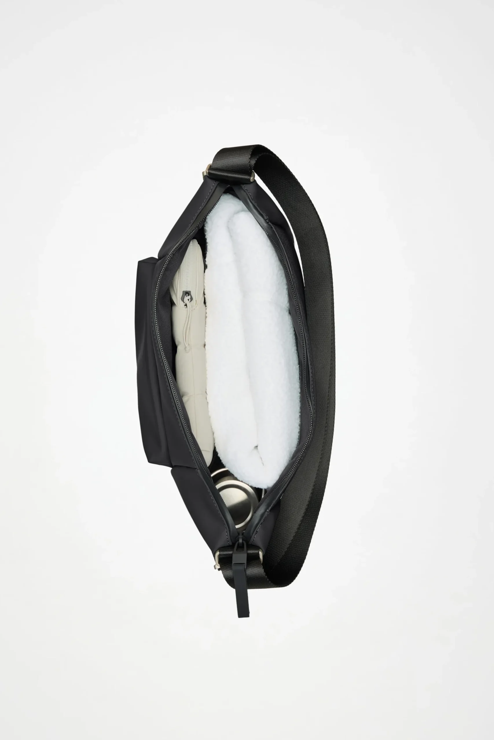 Otaru Hobo Backpack