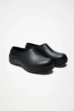 The Dry Clog M